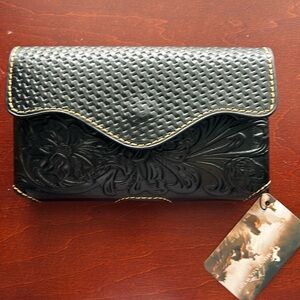 NWT, Black leather Montana West cell phone holster for belt